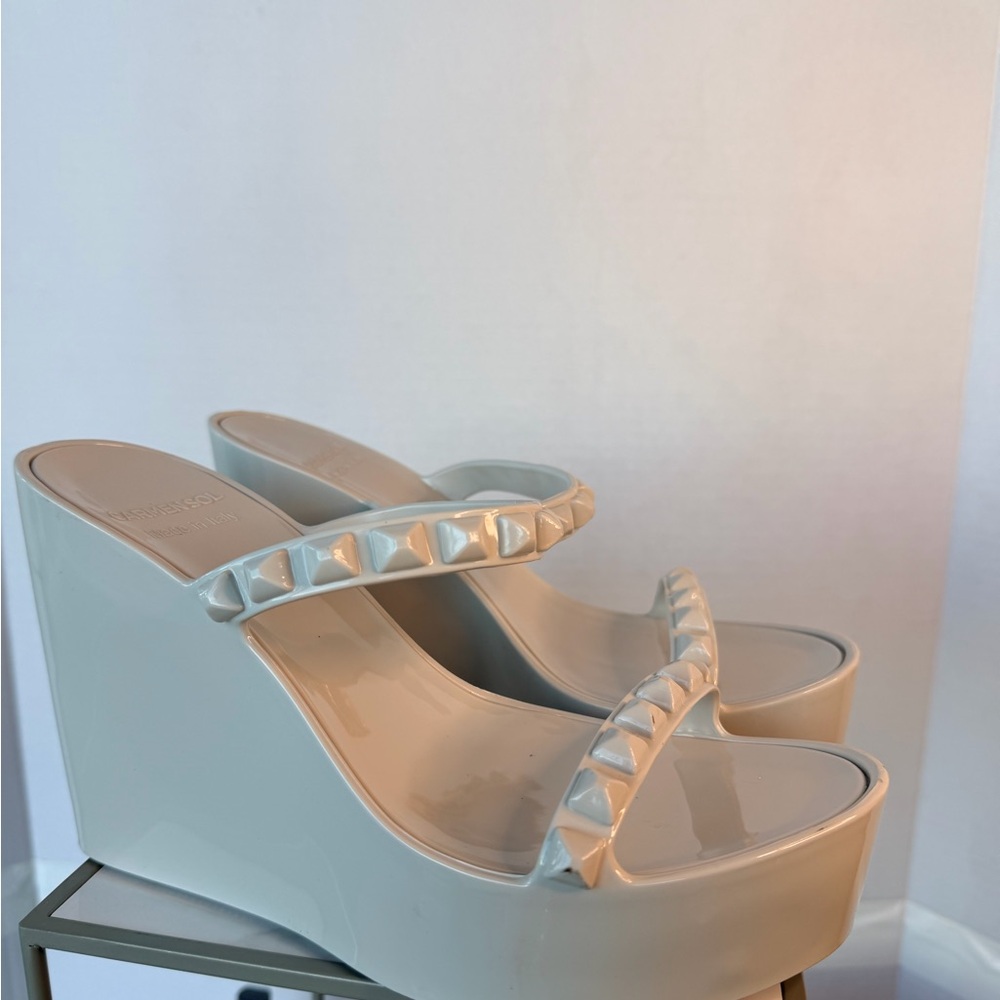 Carmen Sol Gray-White Strappy Women's Sandals - Picture 8 of 8